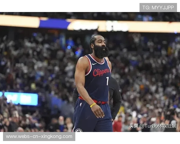 布克两场双杀快船！关键回合连续打成定乾坤